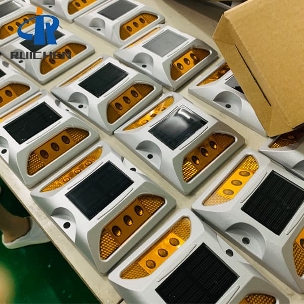 <h3>vialetas solar en el reino unido--RUICHEN Solar road studs </h3>
